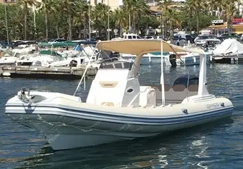 Location LOMAC 850 Turismo